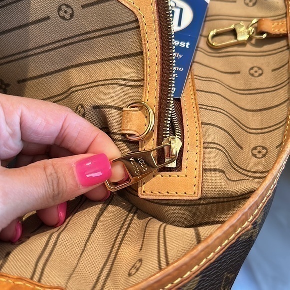 Louis Vuitton Delightful Handbag Monogram Canvas MM - Picture 11 of 13